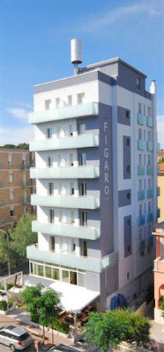 Amadei Hotel Figaro & Apartments Пезаро Экстерьер фото